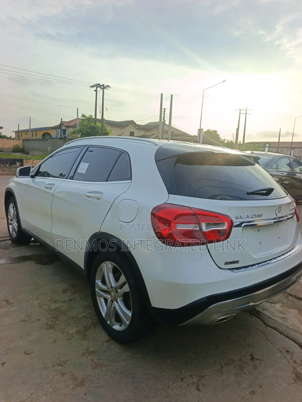 Mercedes-Benz GLA 250 2017 White
