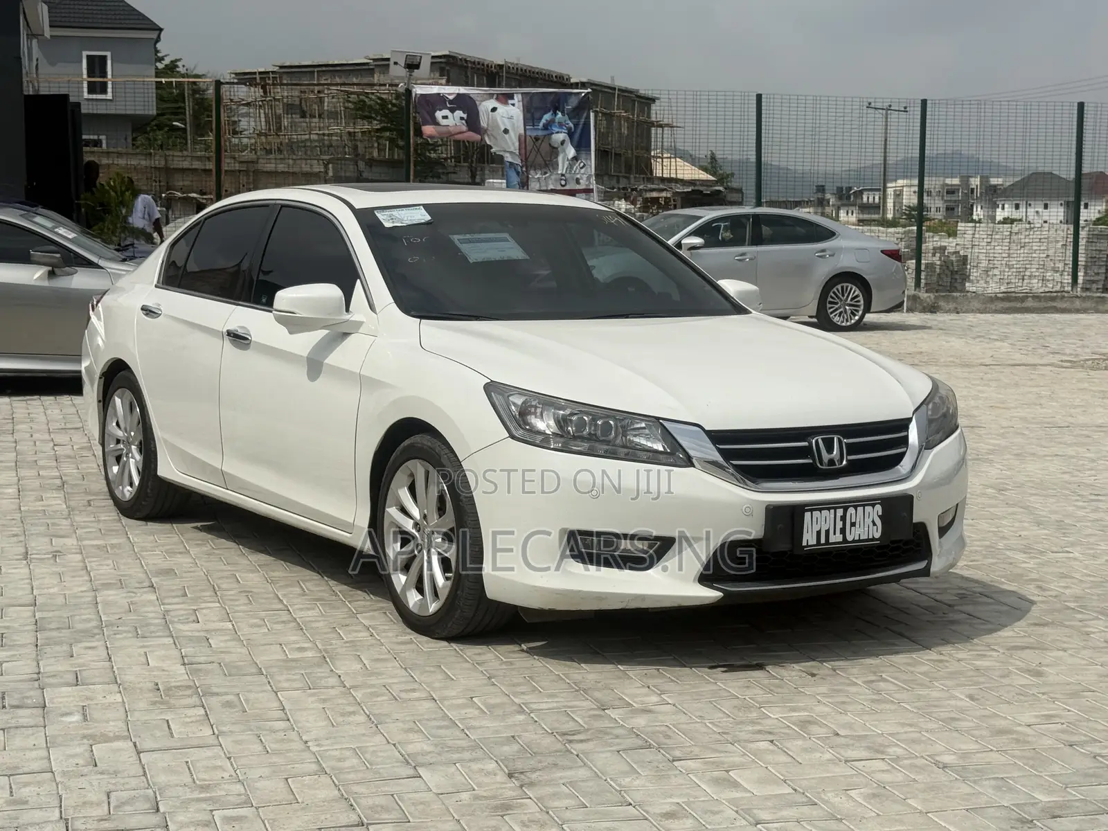 Honda Accord EX-L V-6 4dr Sedan FWD (3.5L 6cyl 6A) 2013 White