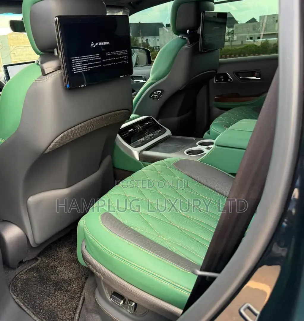 New Toyota Land Cruiser 2025 Black