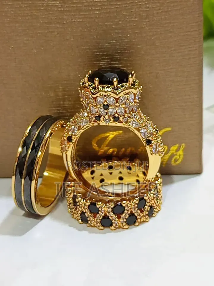 Luxury Bold Couples Set of Gold Wedding Ring G003