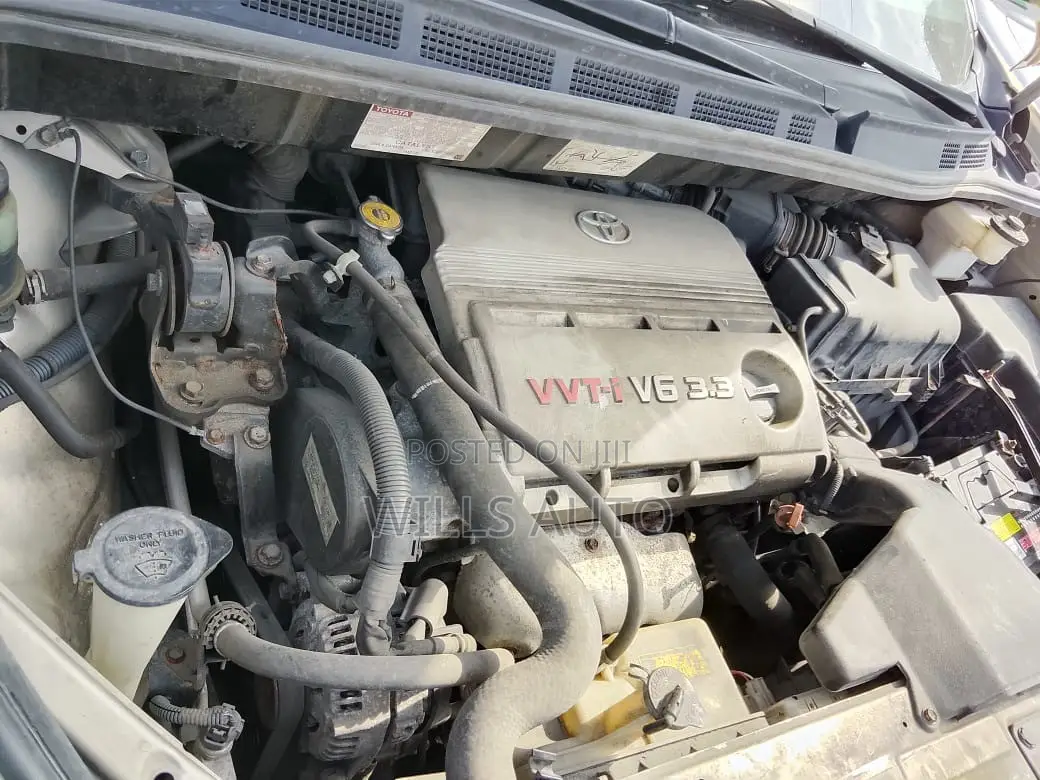 Toyota Sienna 2005 Gold