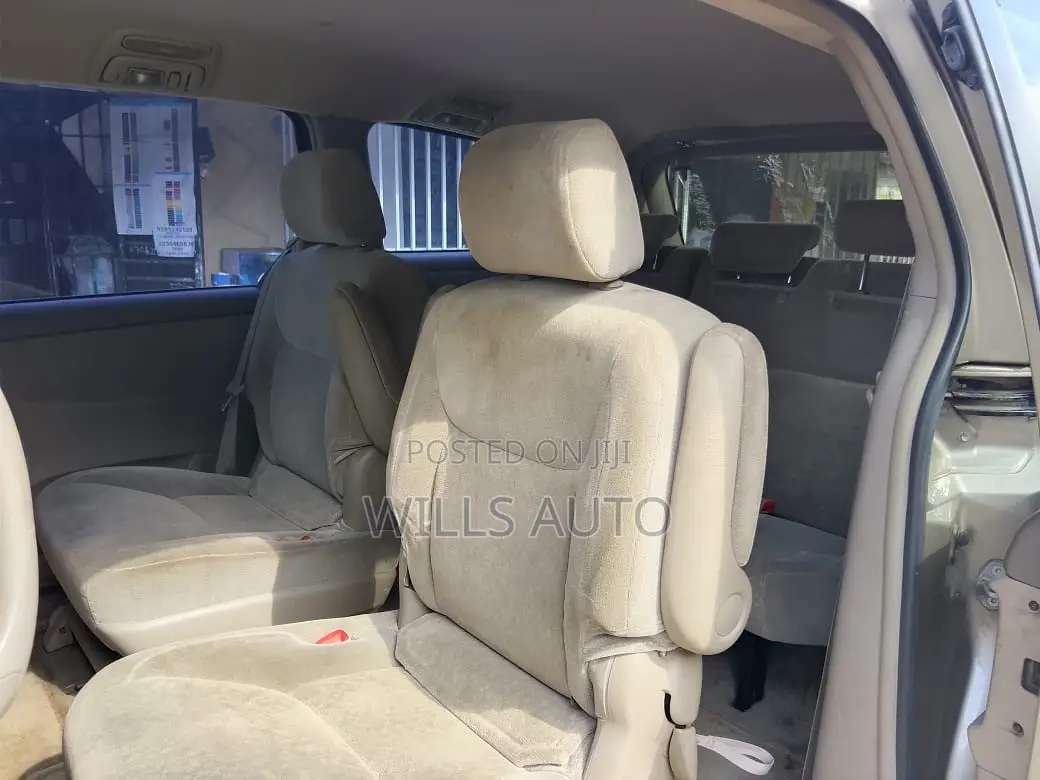 Toyota Sienna 2005 Gold