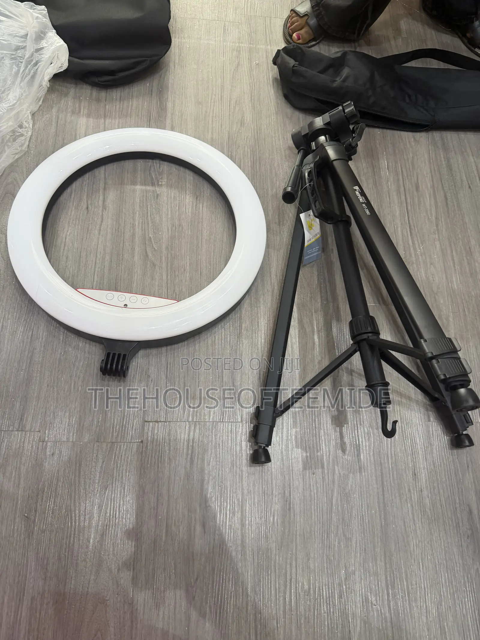 18 Inches Ringlight With Tripod