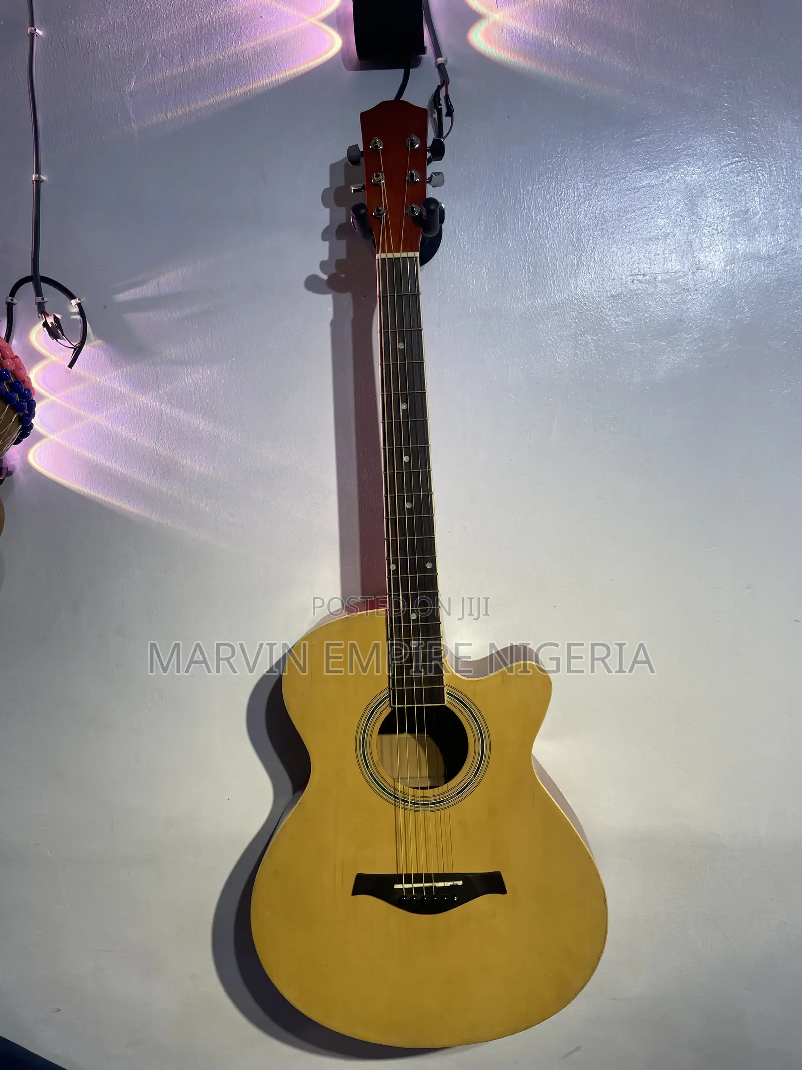 Chard Natural-Finish Cut-Away Acoustic Guitar With Bag