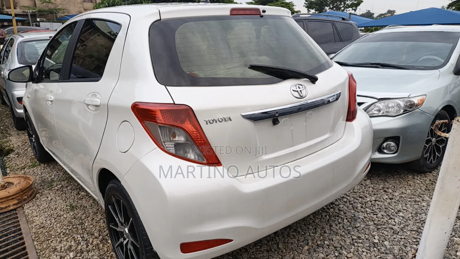 Toyota Yaris 2012 White