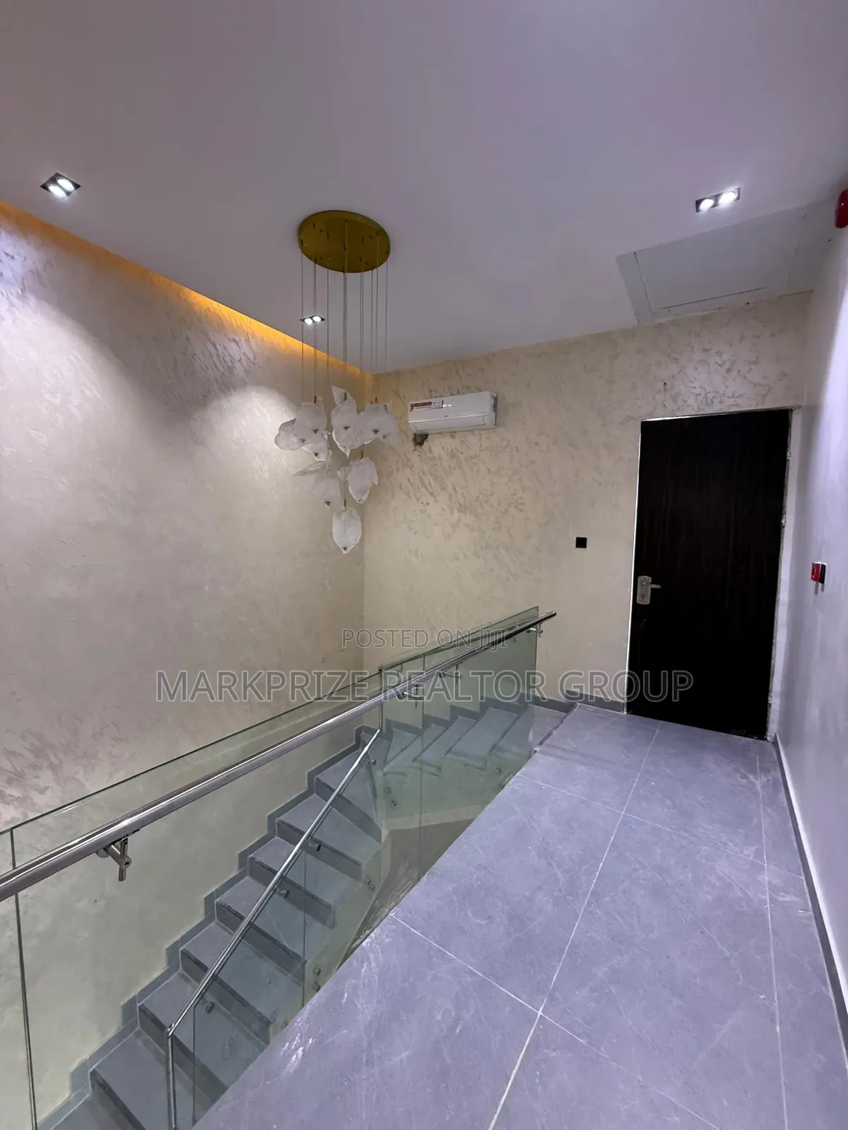 4bdrm Duplex in Surulere Lagos for sale