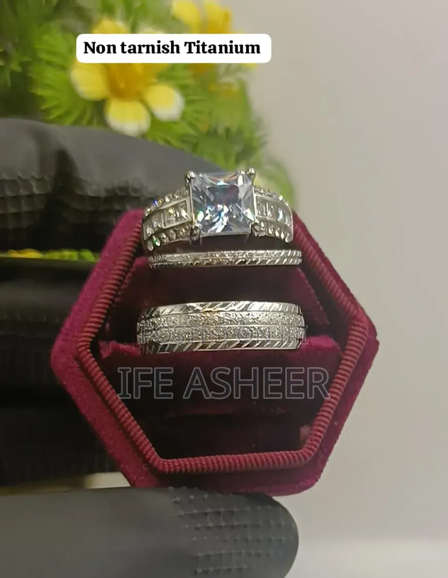 Glitters Classic Couples Set of Wedding Ring G006 - Gold, Silver