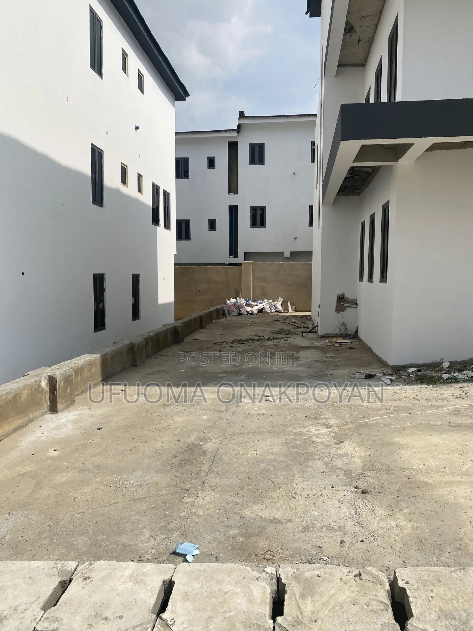 5bdrm Duplex in Katampe Extension for sale