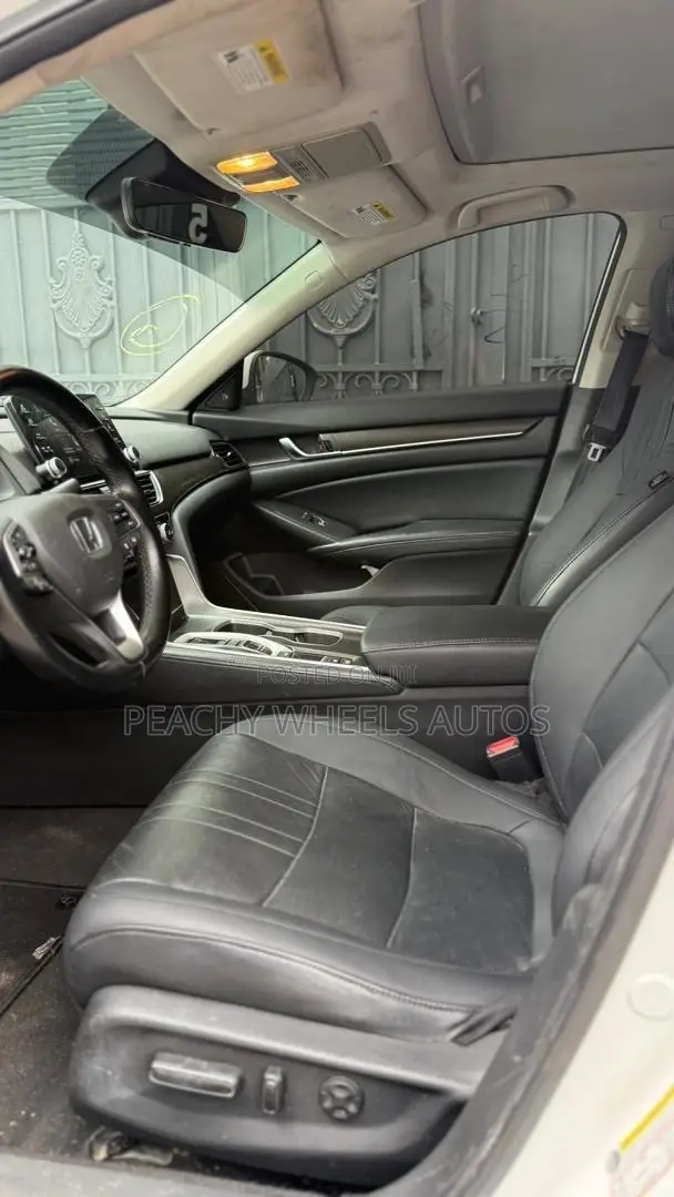 Honda Accord Sport 2.0T 2018 White