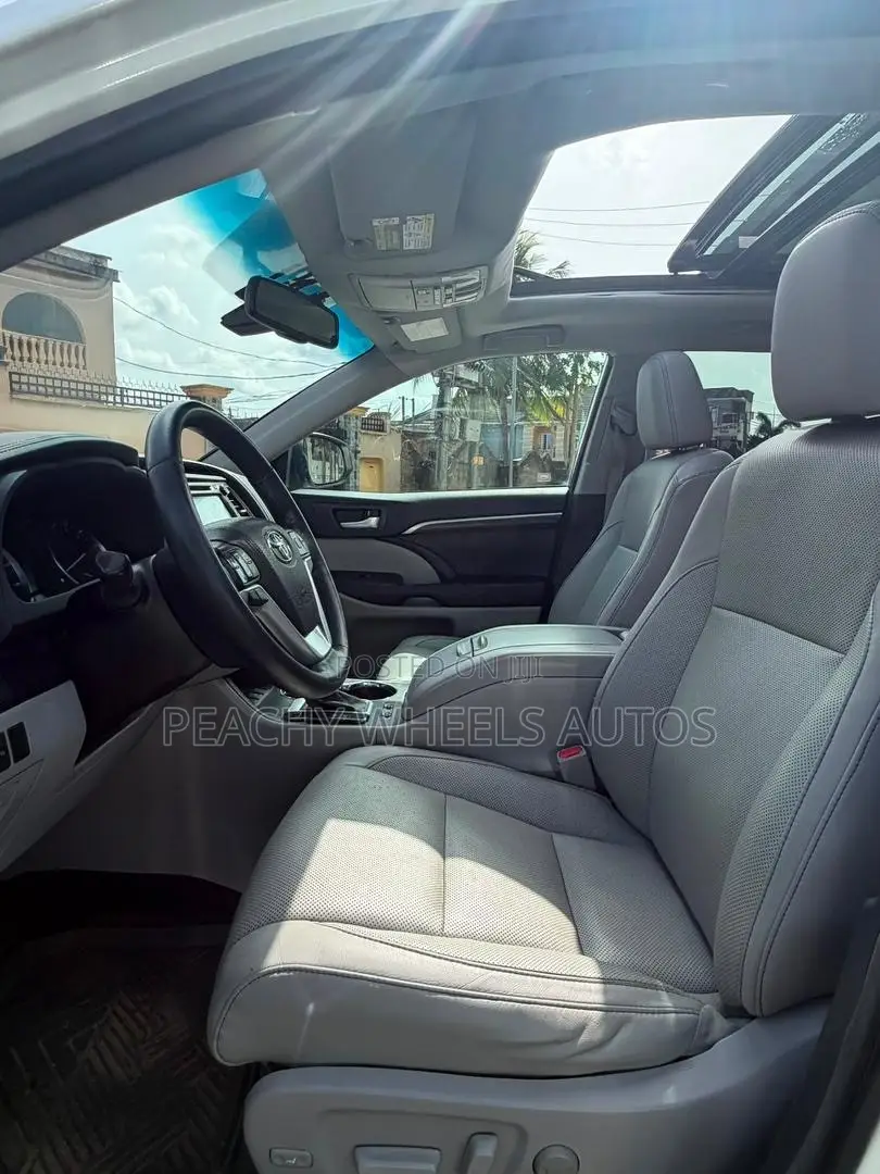Toyota Highlander Limited V6 4x4 (3.5L 6cyl 6A) 2016 White