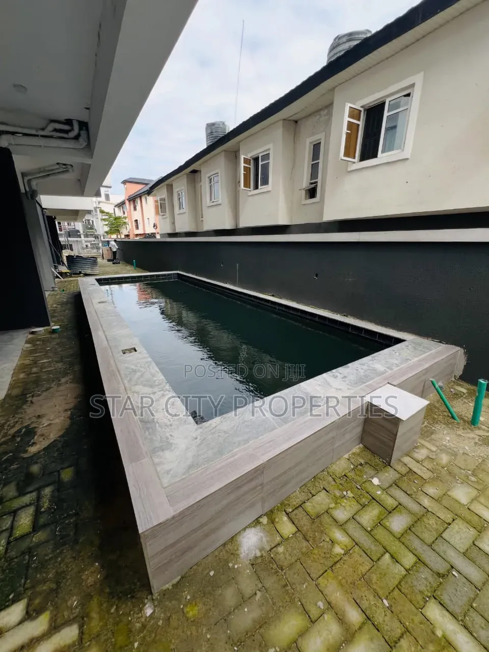 2bdrm Penthouse in Ilasan for sale