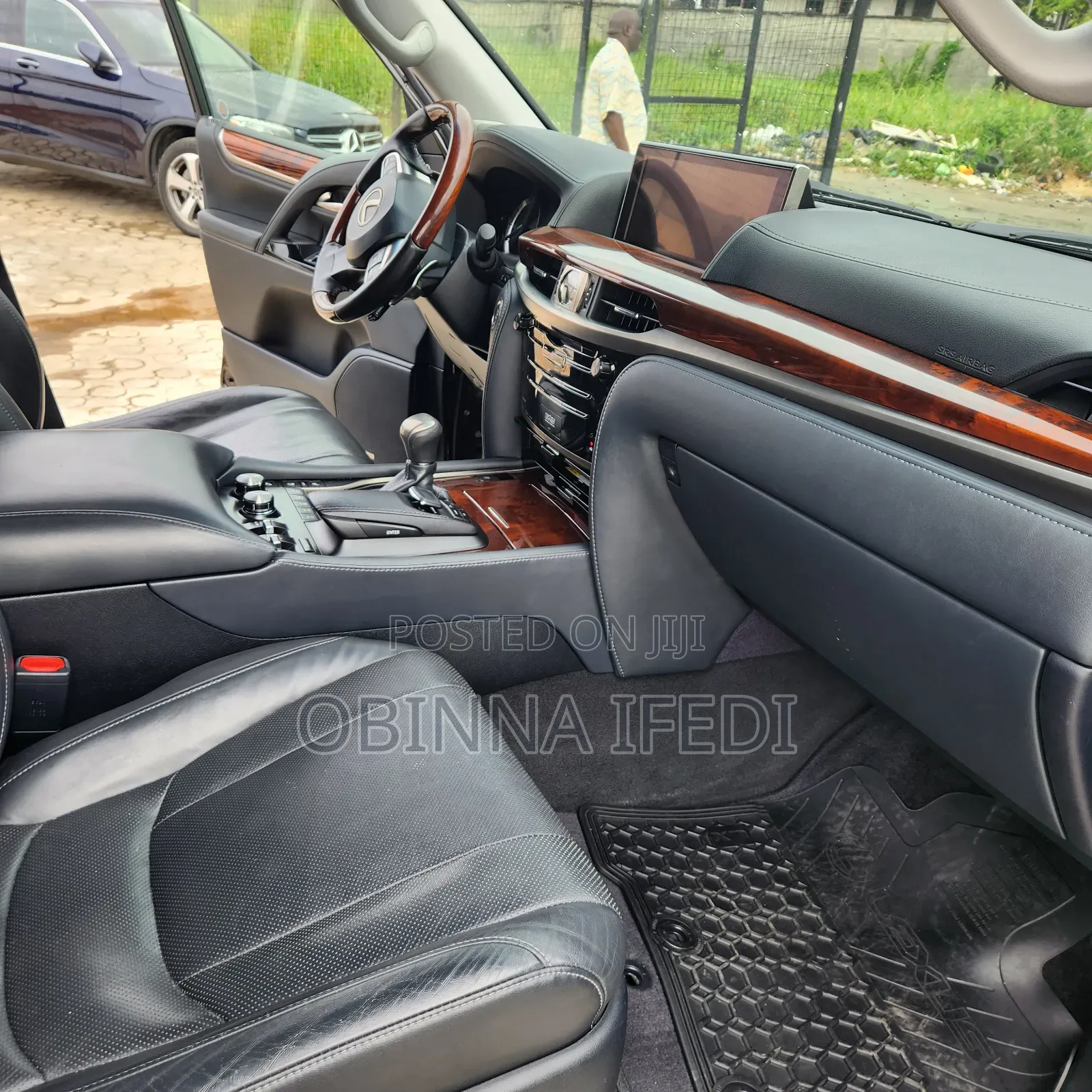 Lexus LX 2019 Black