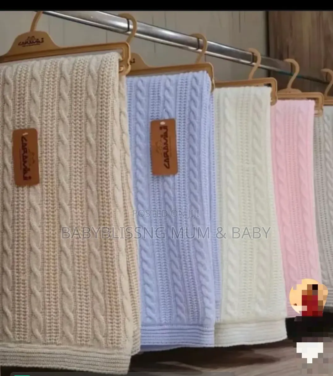 Caramini Baby Shawl