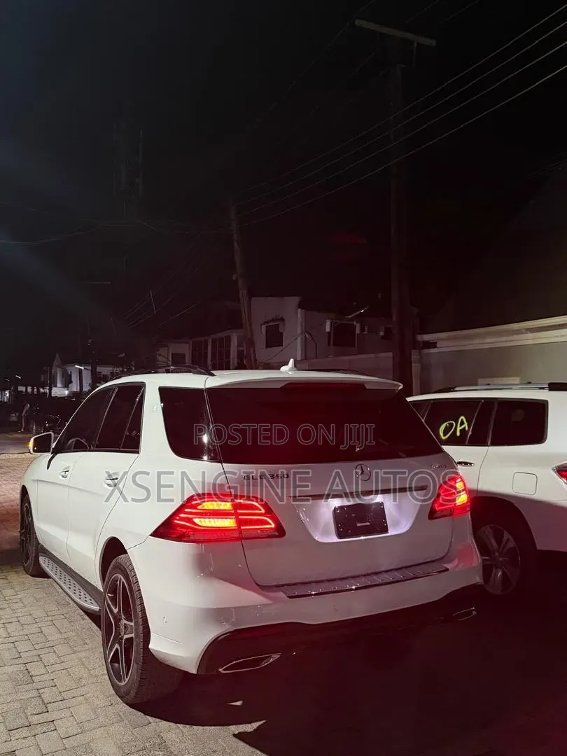 Mercedes-Benz GLE-Class 2018 White