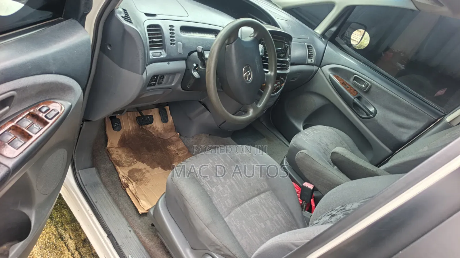 Toyota Previa 2007 White
