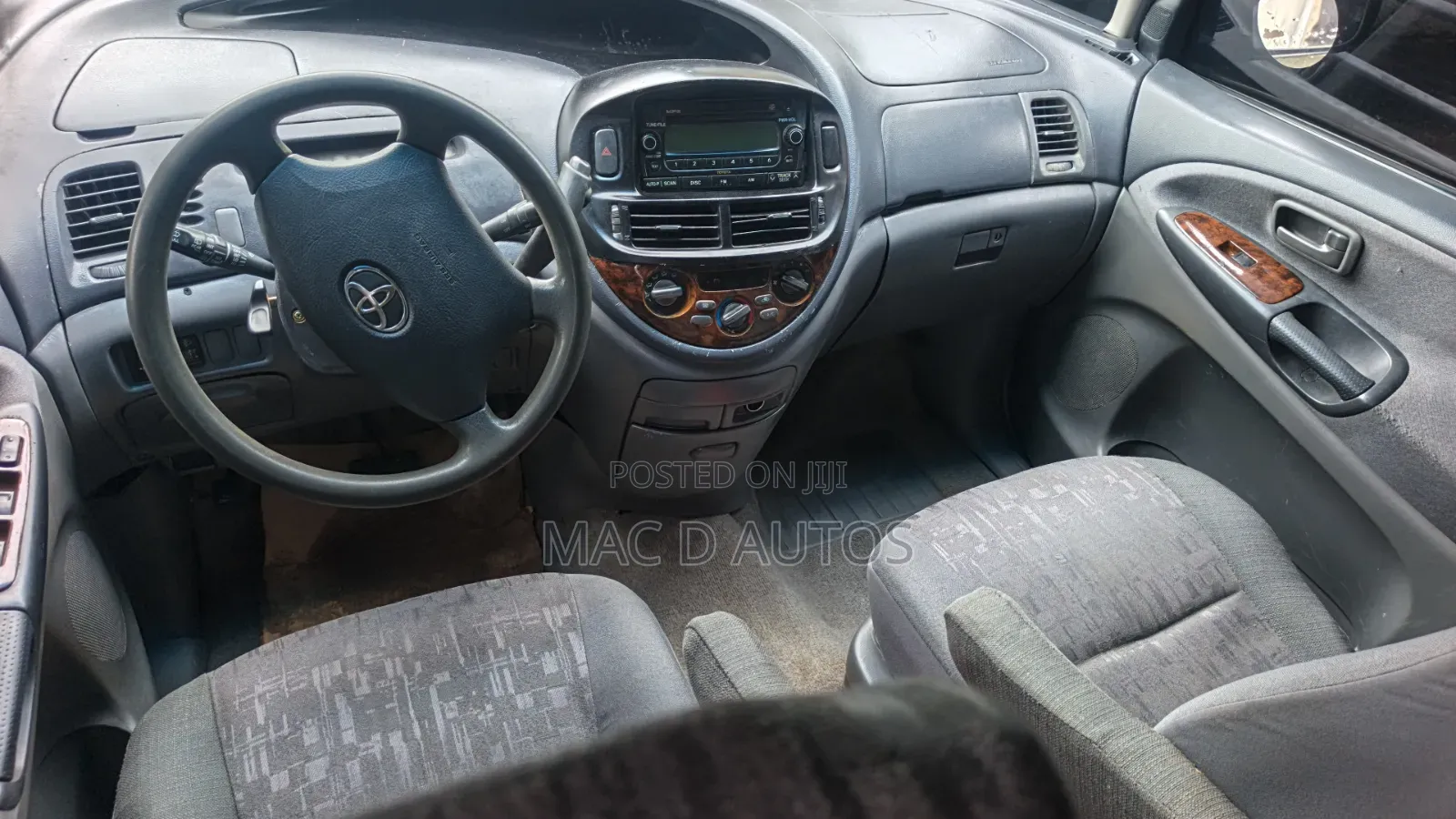 Toyota Previa 2007 White