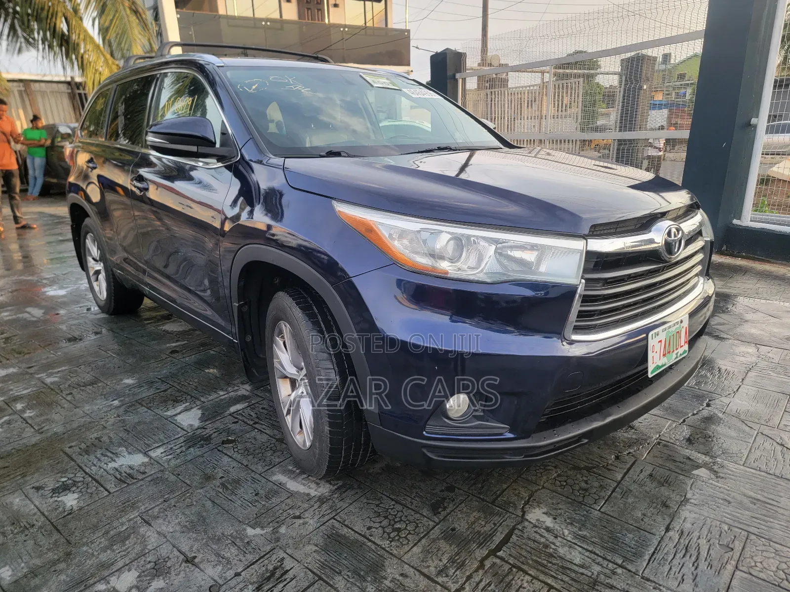 Toyota Highlander XLE 4dr SUV AWD (3.5L 6cyl 6A) 2015 Blue