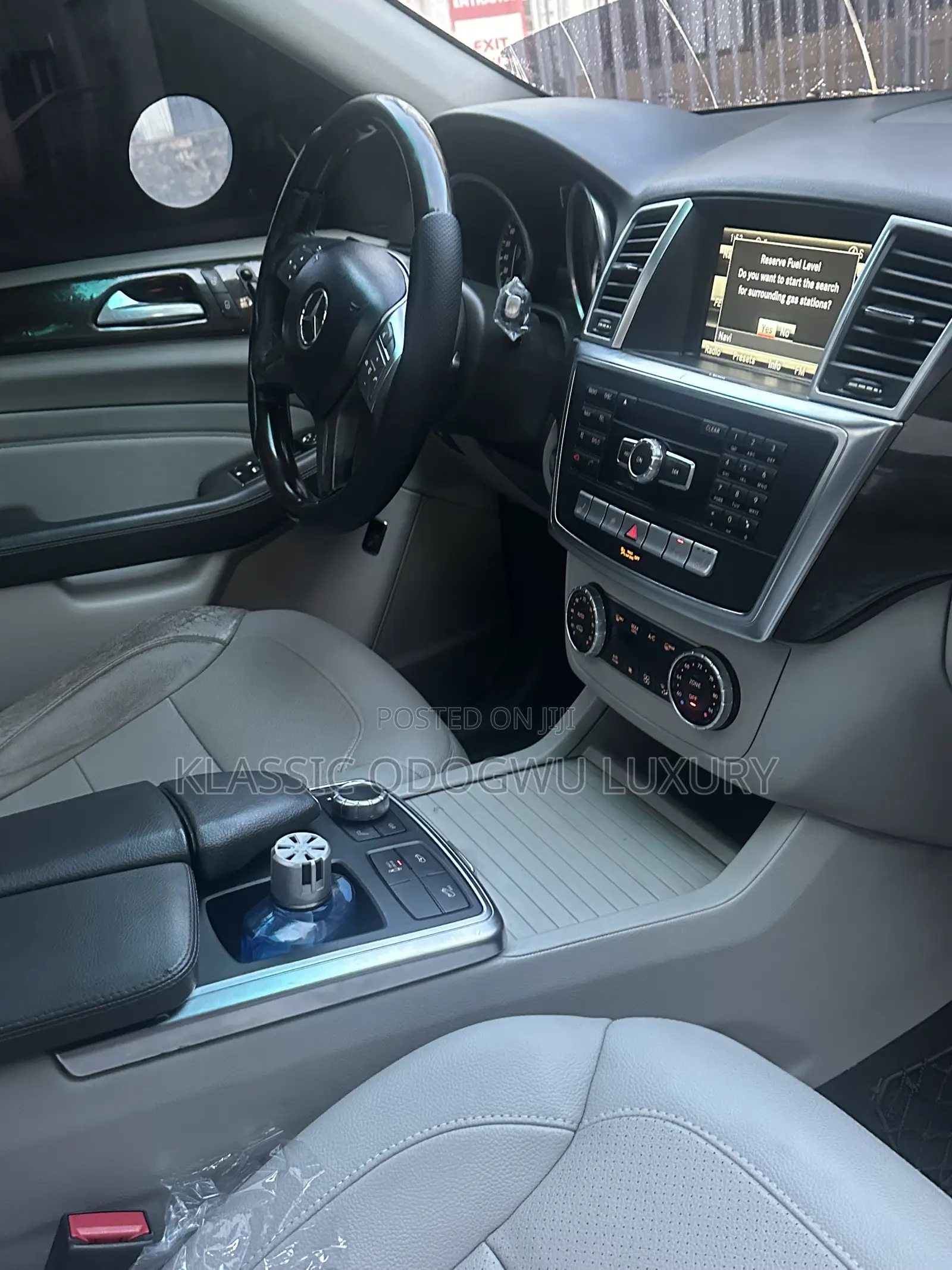 Mercedes-Benz M Class ML350 4MATIC 4dr SUV AWD (3.5L 6cyl 7A) 2015 Gray