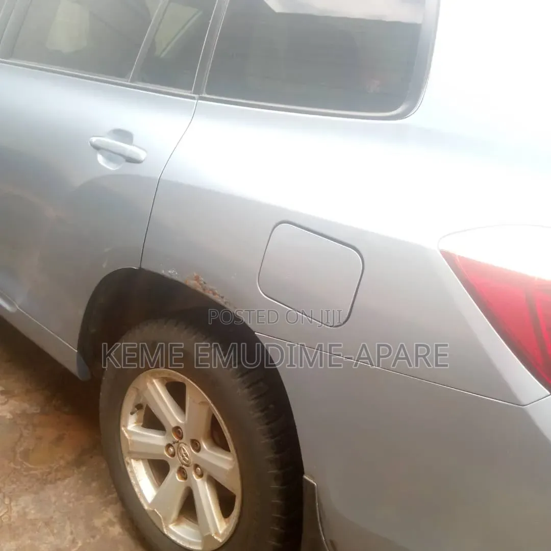 Toyota Highlander 2009 Silver