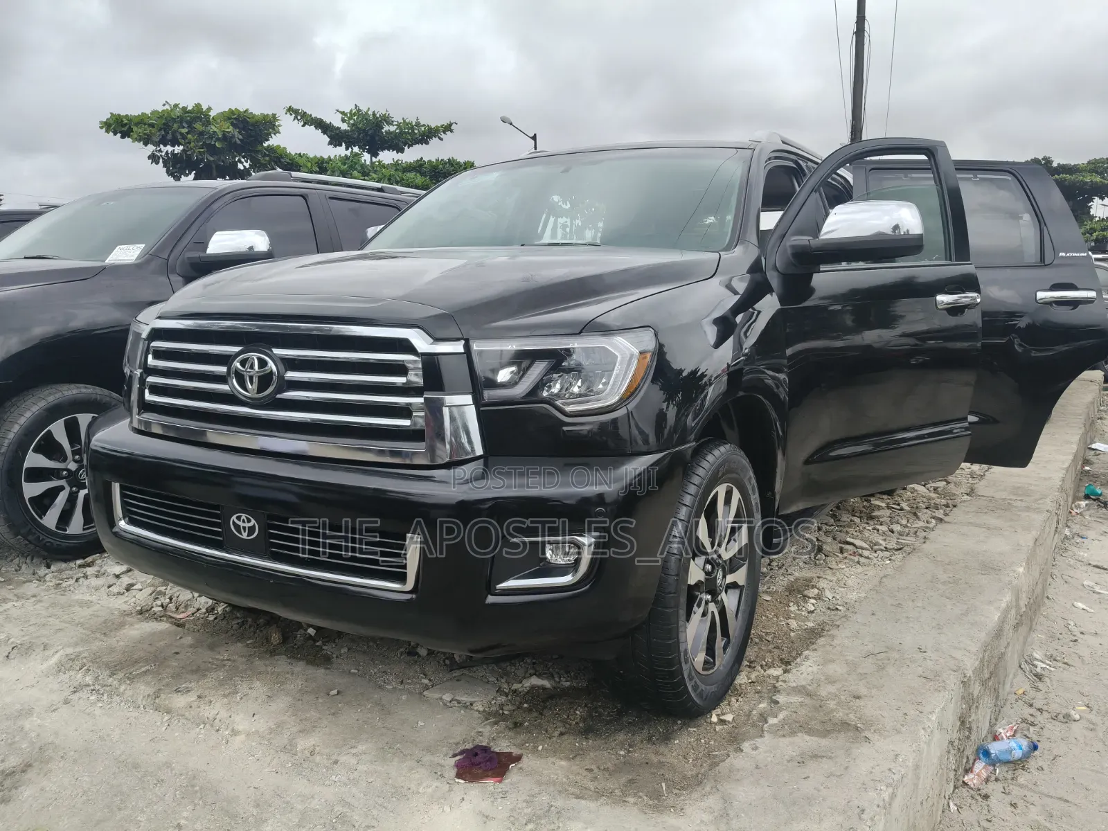 Toyota Sequoia 2015 Black
