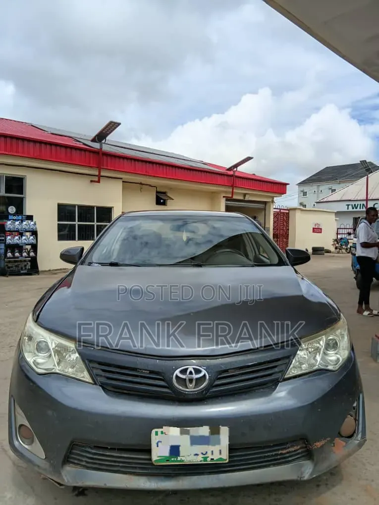 Toyota Camry 2013 Gray
