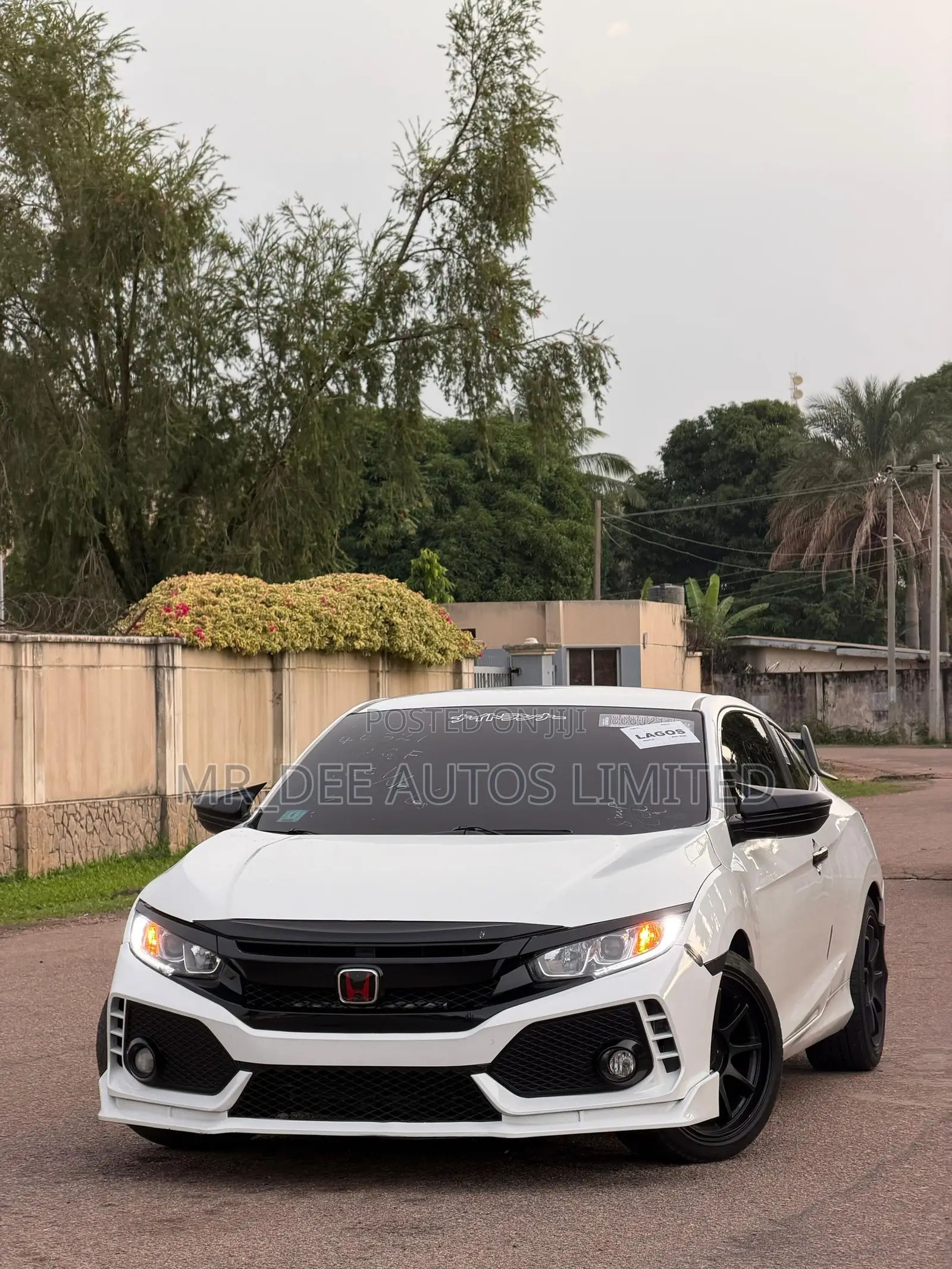 Honda Civic EX-L 2dr Coupe (1.5L 4cyl) 2017 White