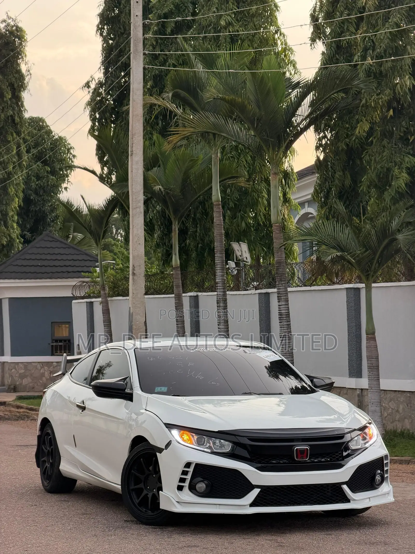 Honda Civic EX-L 2dr Coupe (1.5L 4cyl) 2017 White
