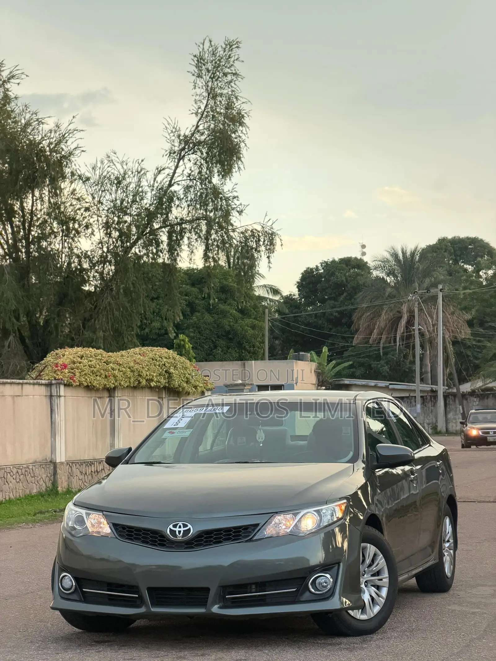 Toyota Camry 2013 Gray
