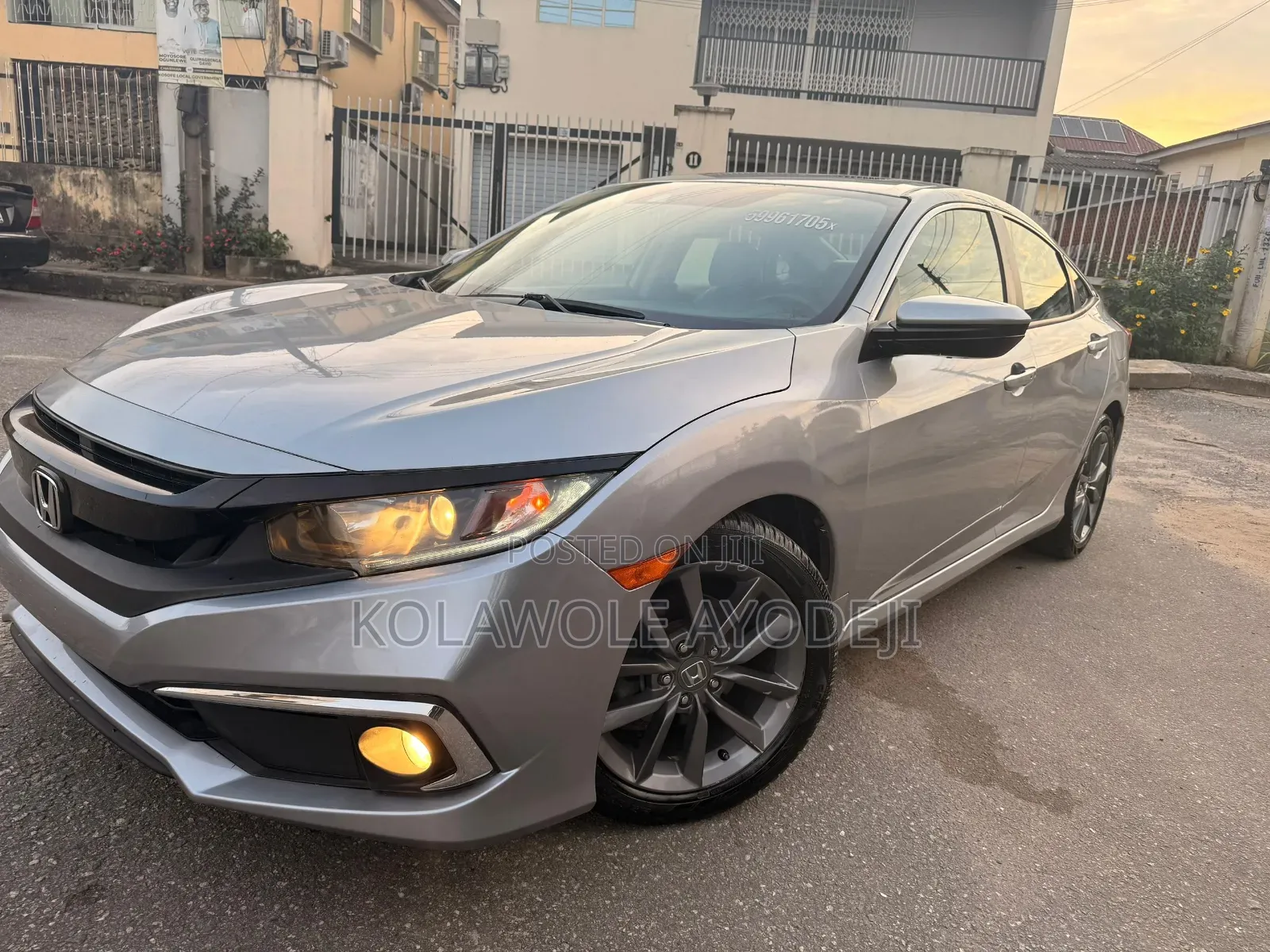 Honda Civic EX-L Sedan 2019 Silver