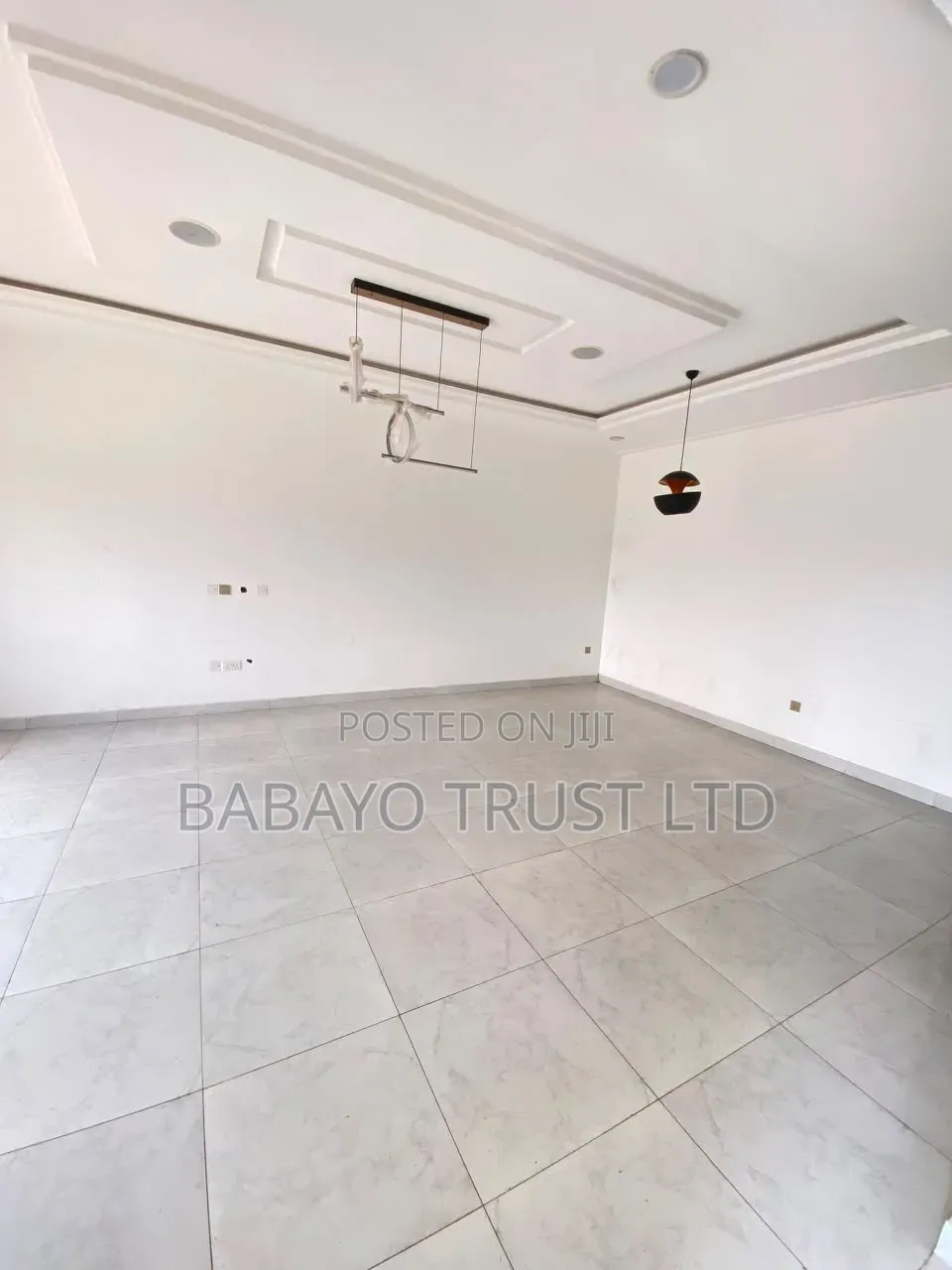 4bdrm Duplex in Iyanganku for rent