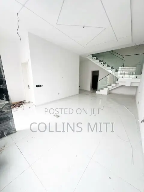 4bdrm Duplex in Ocean Palm Estate, Sangotedo for sale