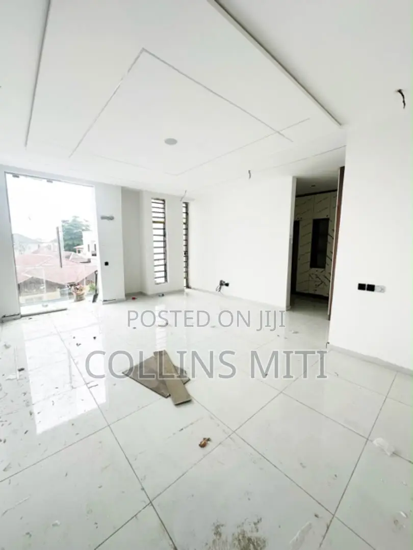 4bdrm Duplex in Ocean Palm Estate, Sangotedo for sale
