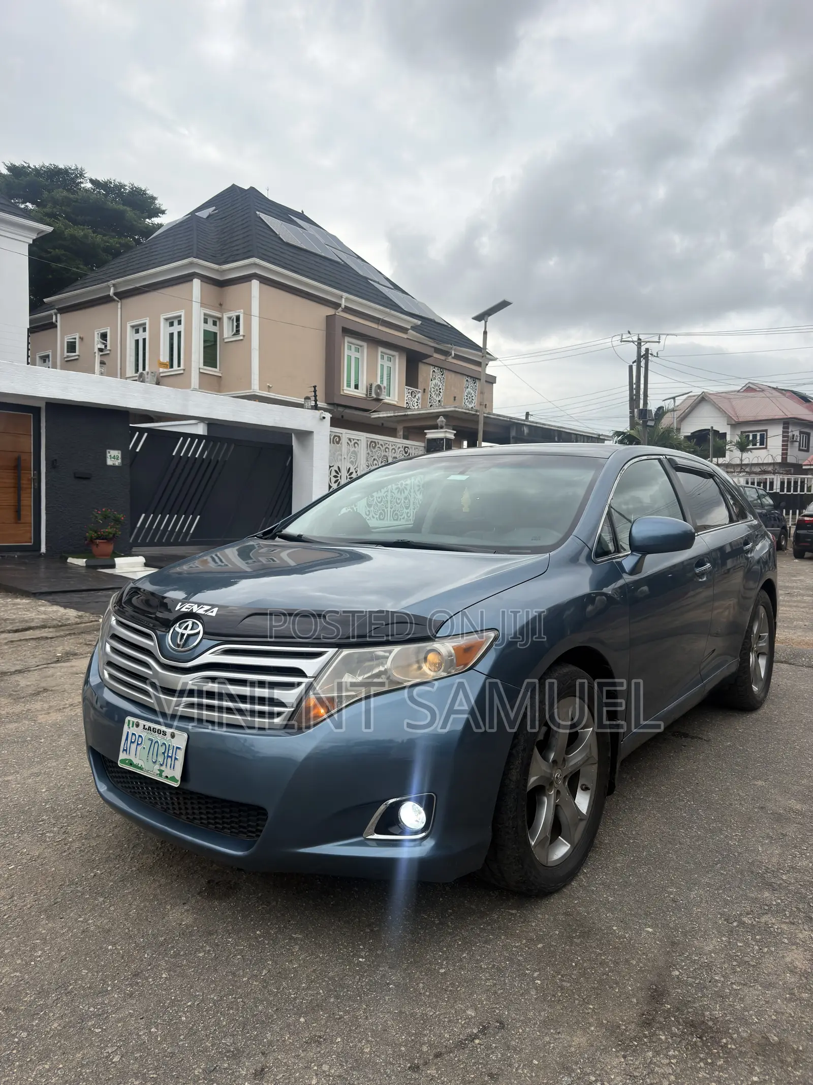 Toyota Venza 2010 Blue