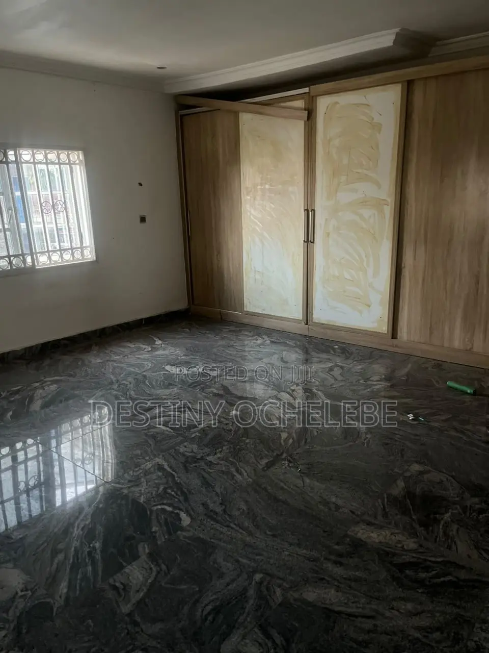 5bdrm Duplex in Gwarinpa for sale