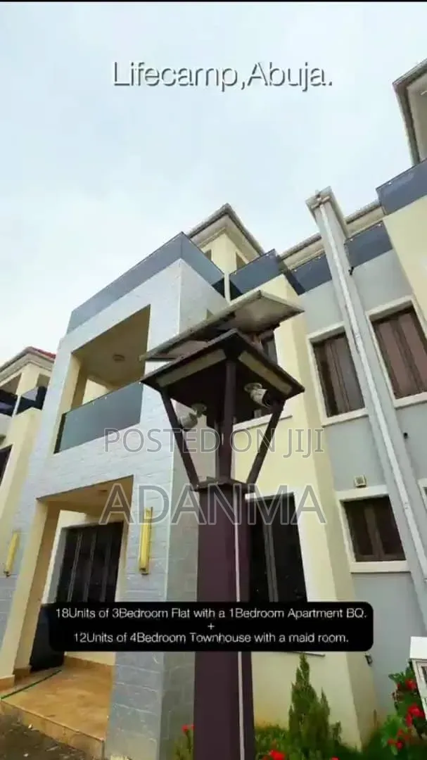 4bdrm Duplex in Life Camp for sale