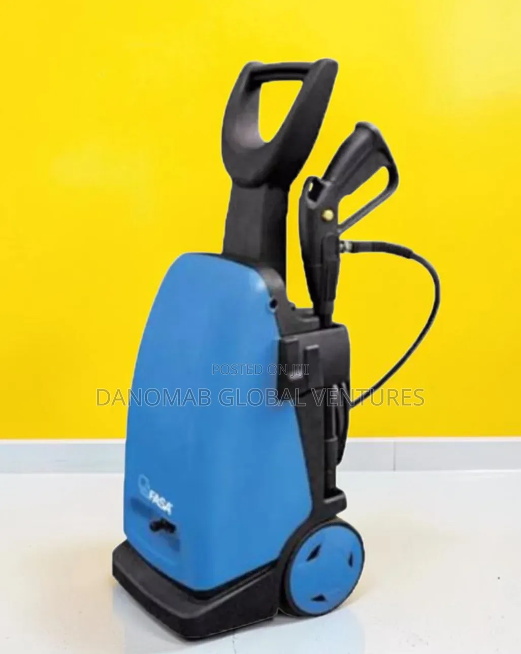 FASA Exxel Superior High Pressure Washer With Onboard Soap Container