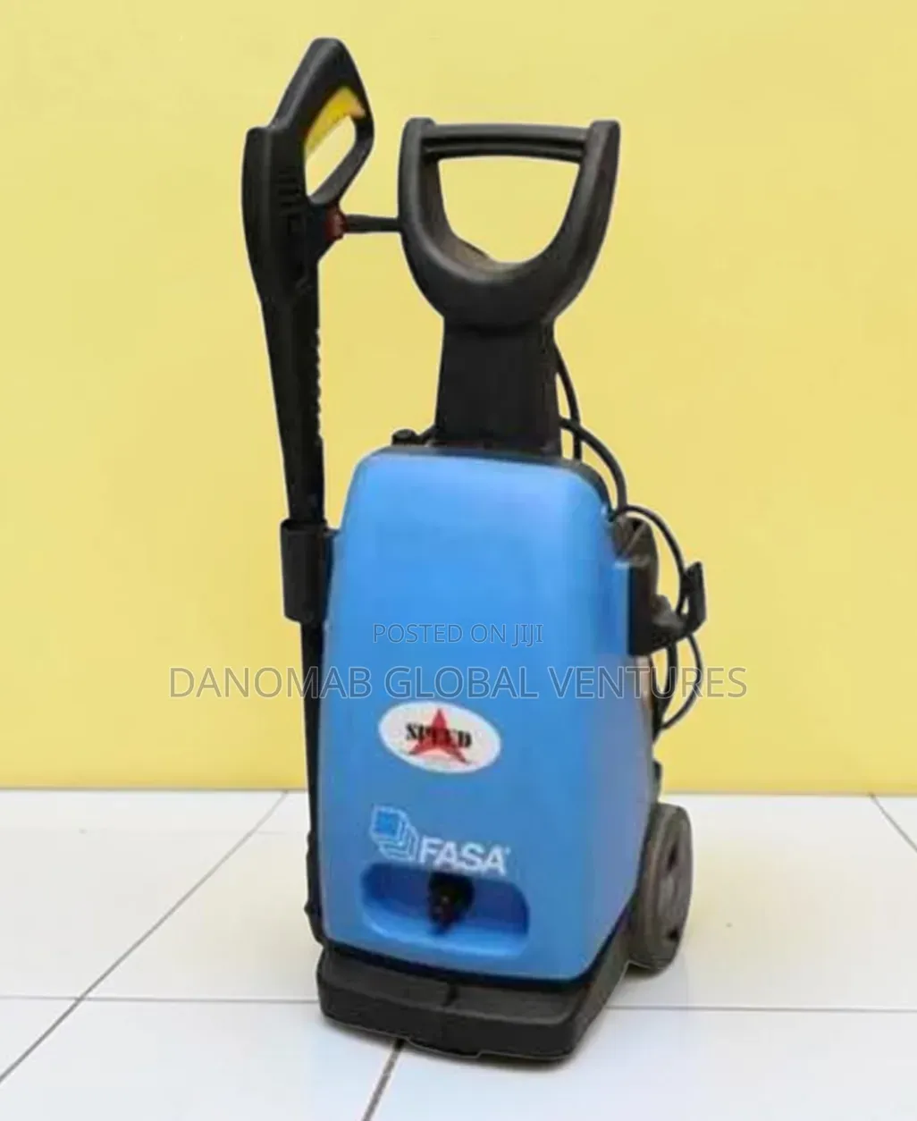 FASA Exxel Superior High Pressure Washer With Onboard Soap Container