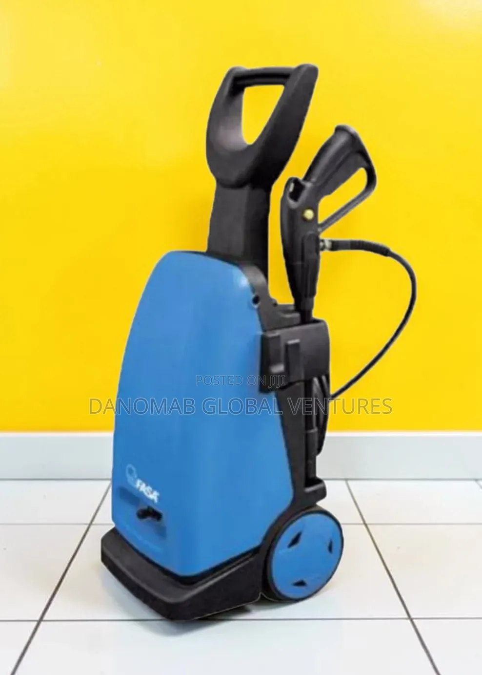 FASA Exxel Superior High Pressure Washer With Onboard Soap Container