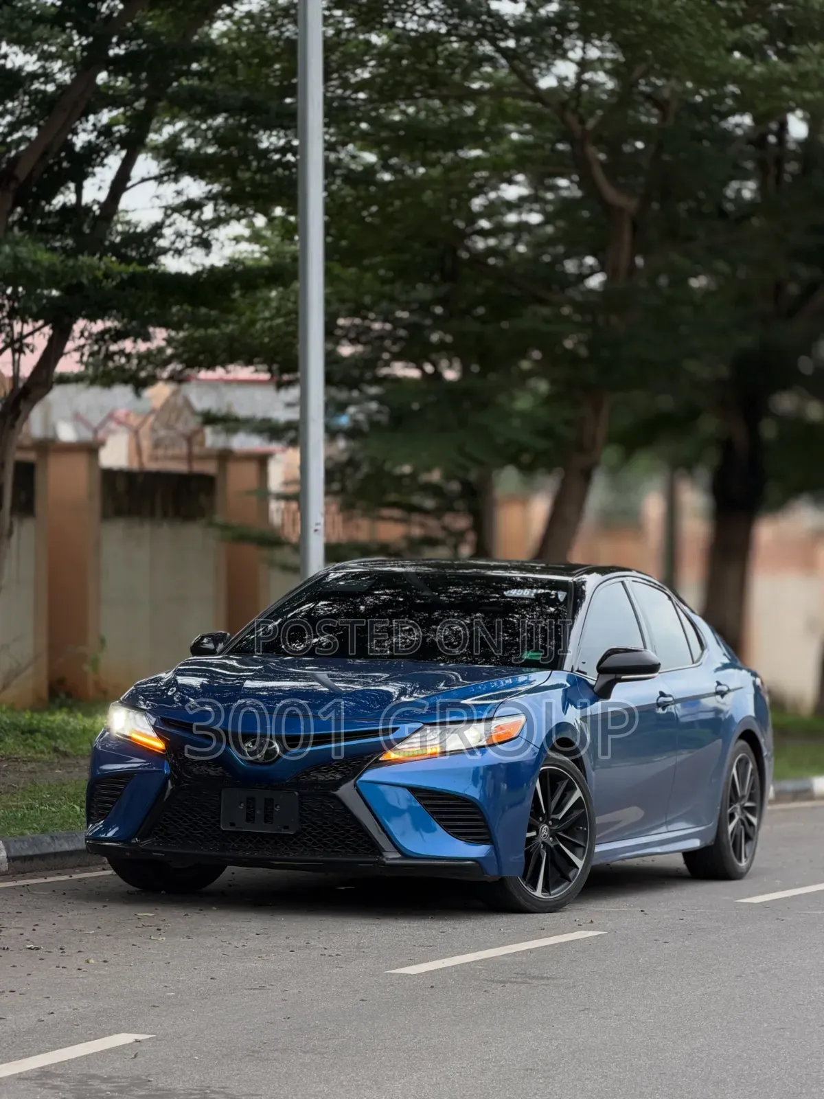 Toyota Camry 2021 Blue