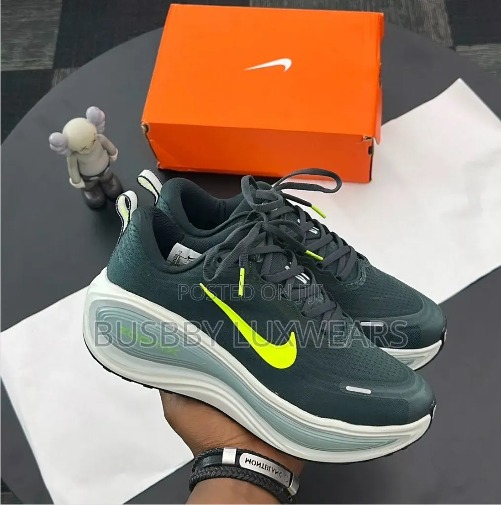 Nike Vomero Plus Sneakers for Men