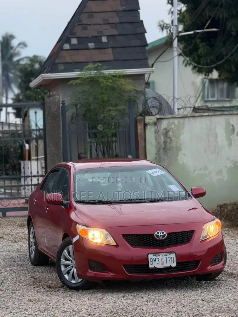 Toyota Corolla 2009 Red