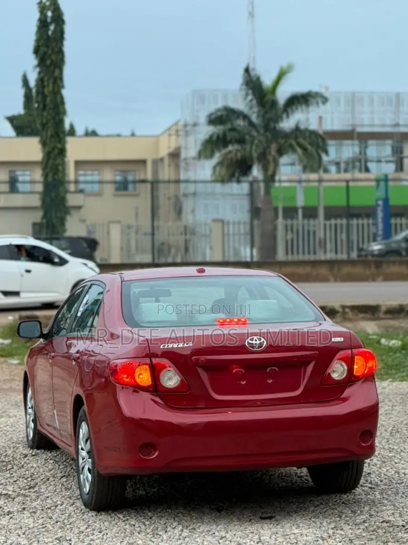 Toyota Corolla 2009 Red