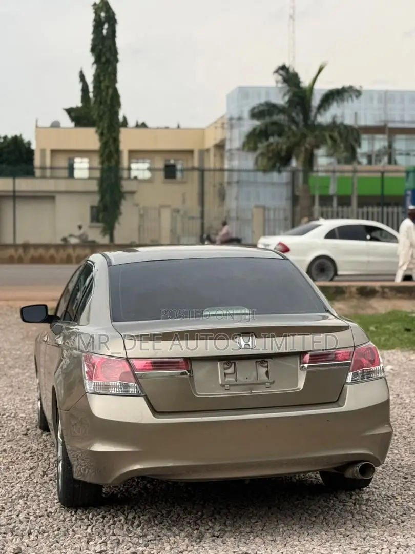 Honda Accord 2008 Gold