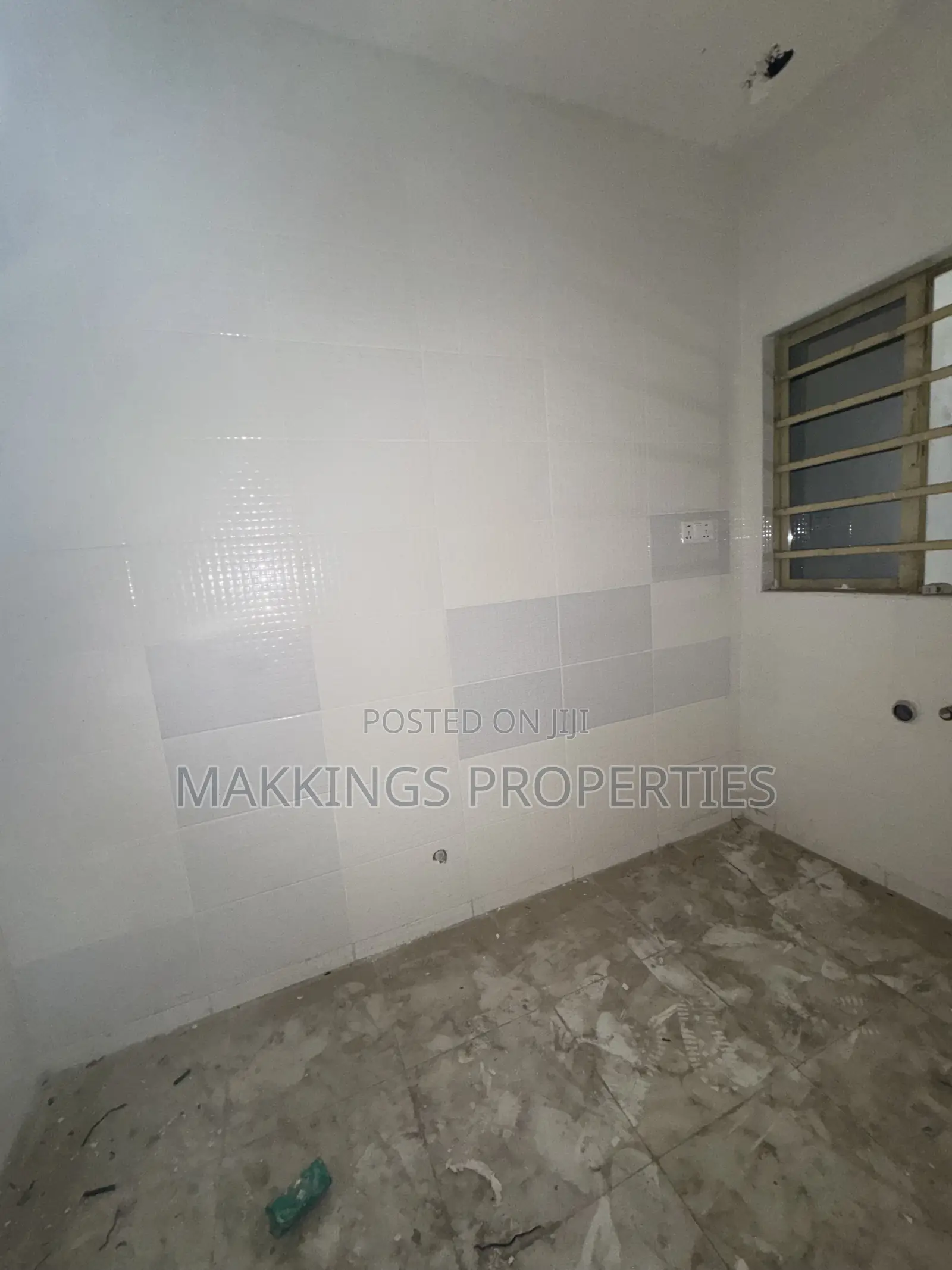 Mini Flat in Thomas Estate for rent