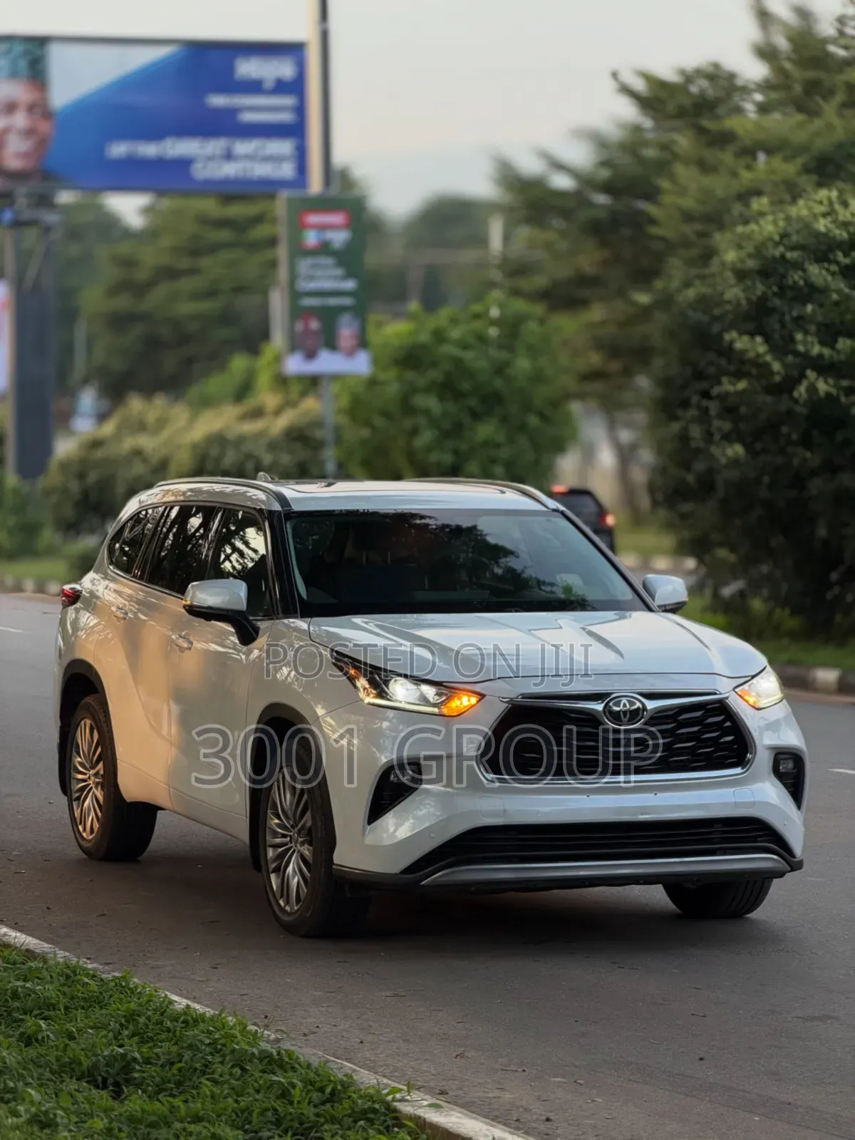 Toyota Highlander 2023 White