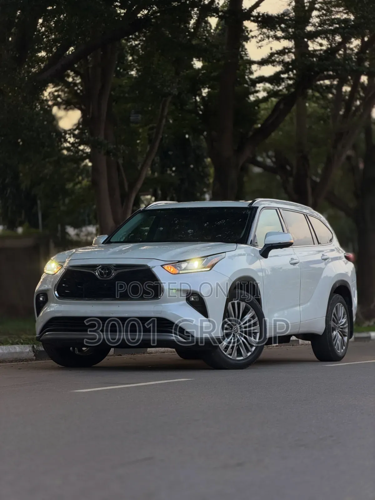 Toyota Highlander 2023 White
