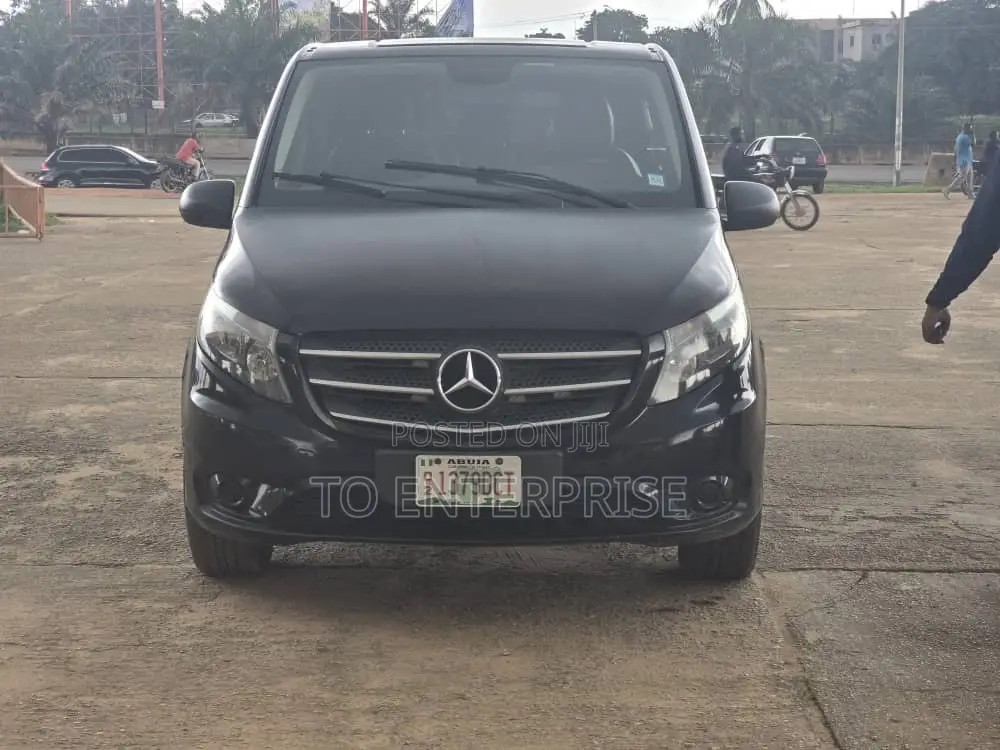 Mercedes-Benz Metris 2.0 FWD 2018 Black