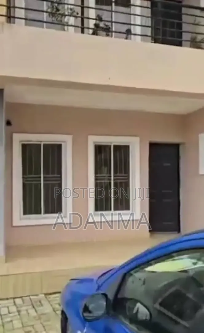 3bdrm Apartment in Karmo for sale