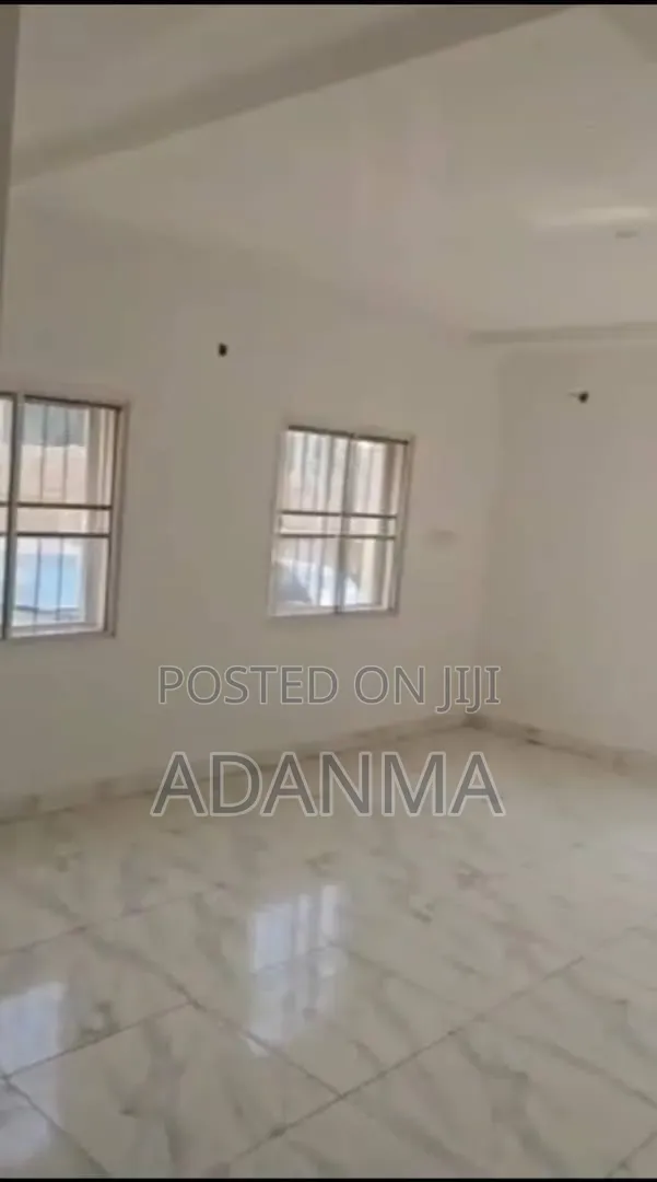 3bdrm Apartment in Karmo for sale