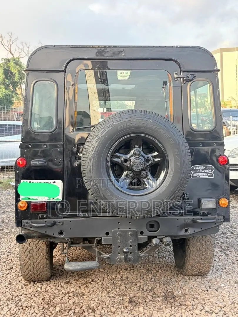 Land Rover Defender 2002 Black